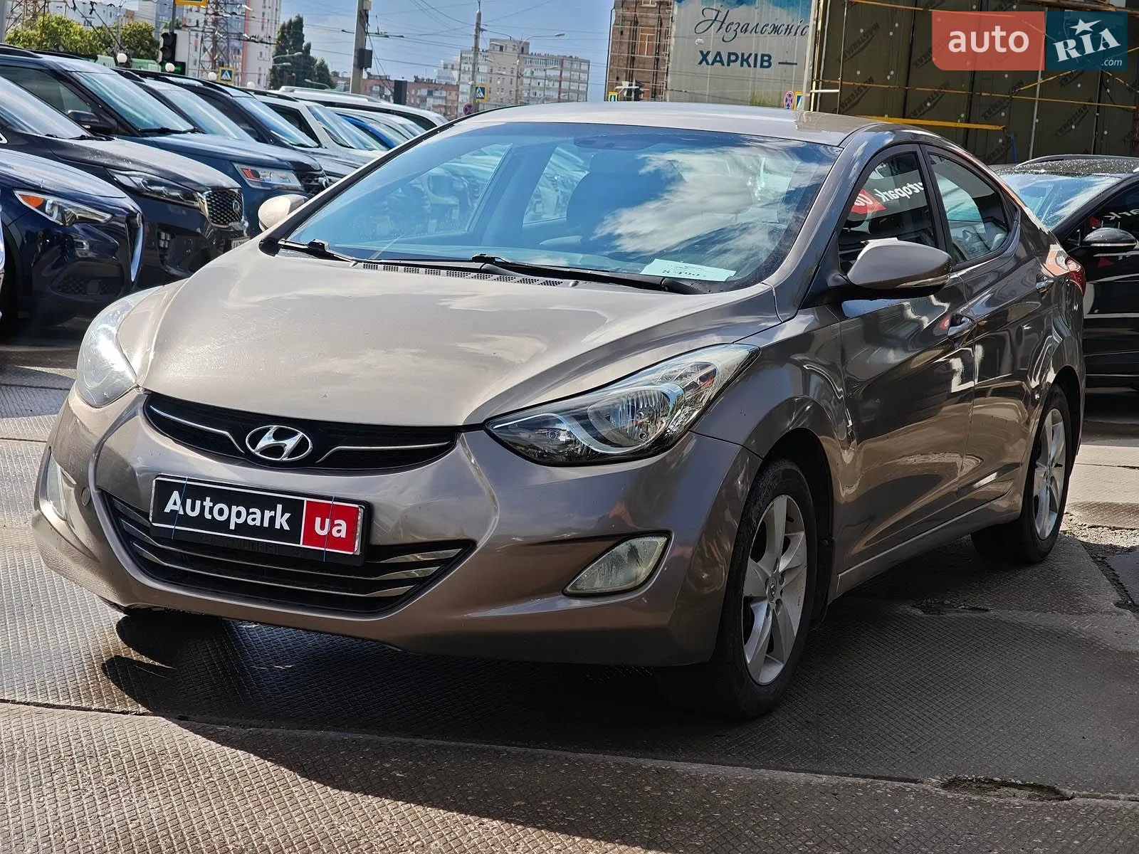 Hyundai Elantra, 2012