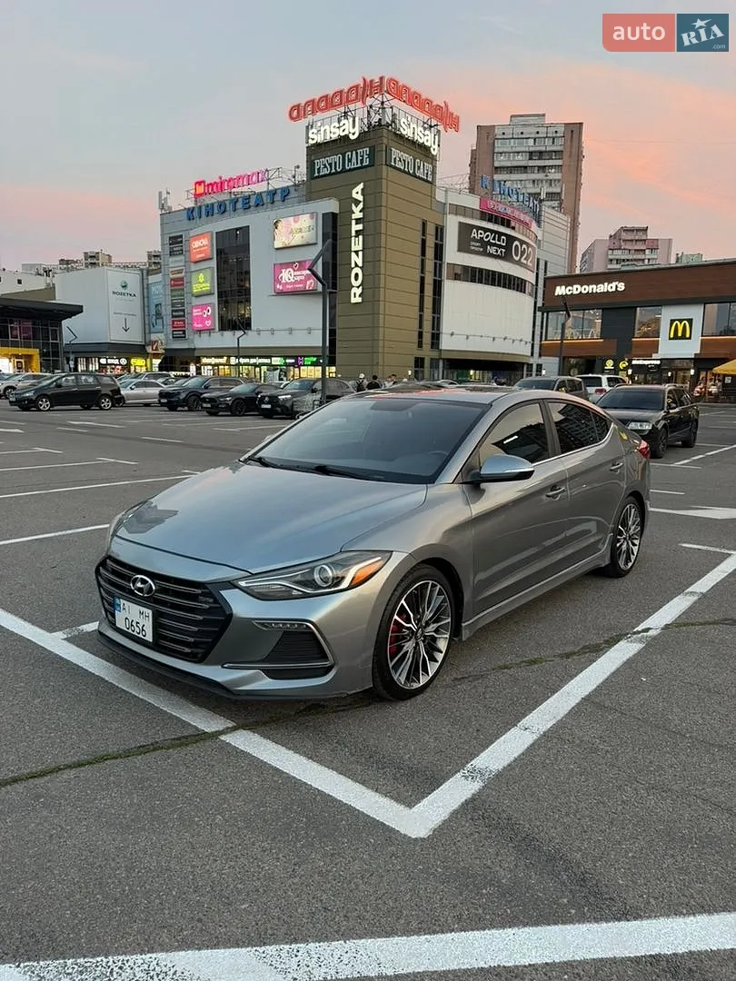 Hyundai Elantra, 2018