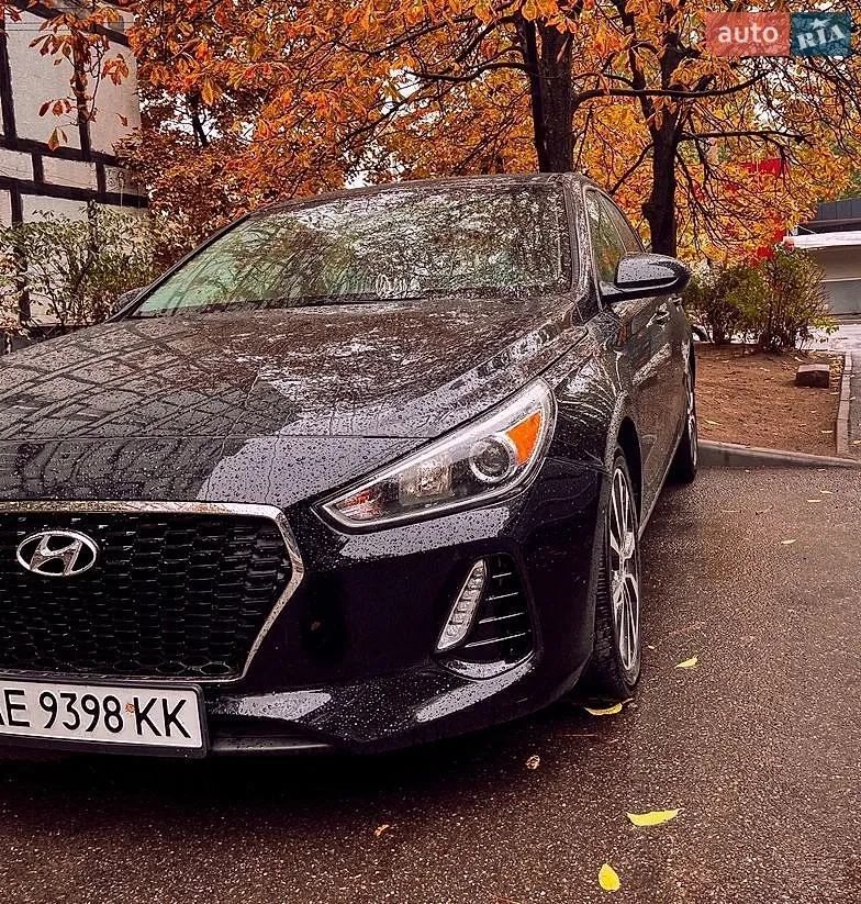 Hyundai Elantra, 2017