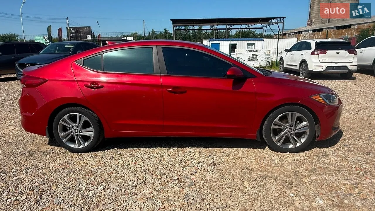 Hyundai Elantra, 2017