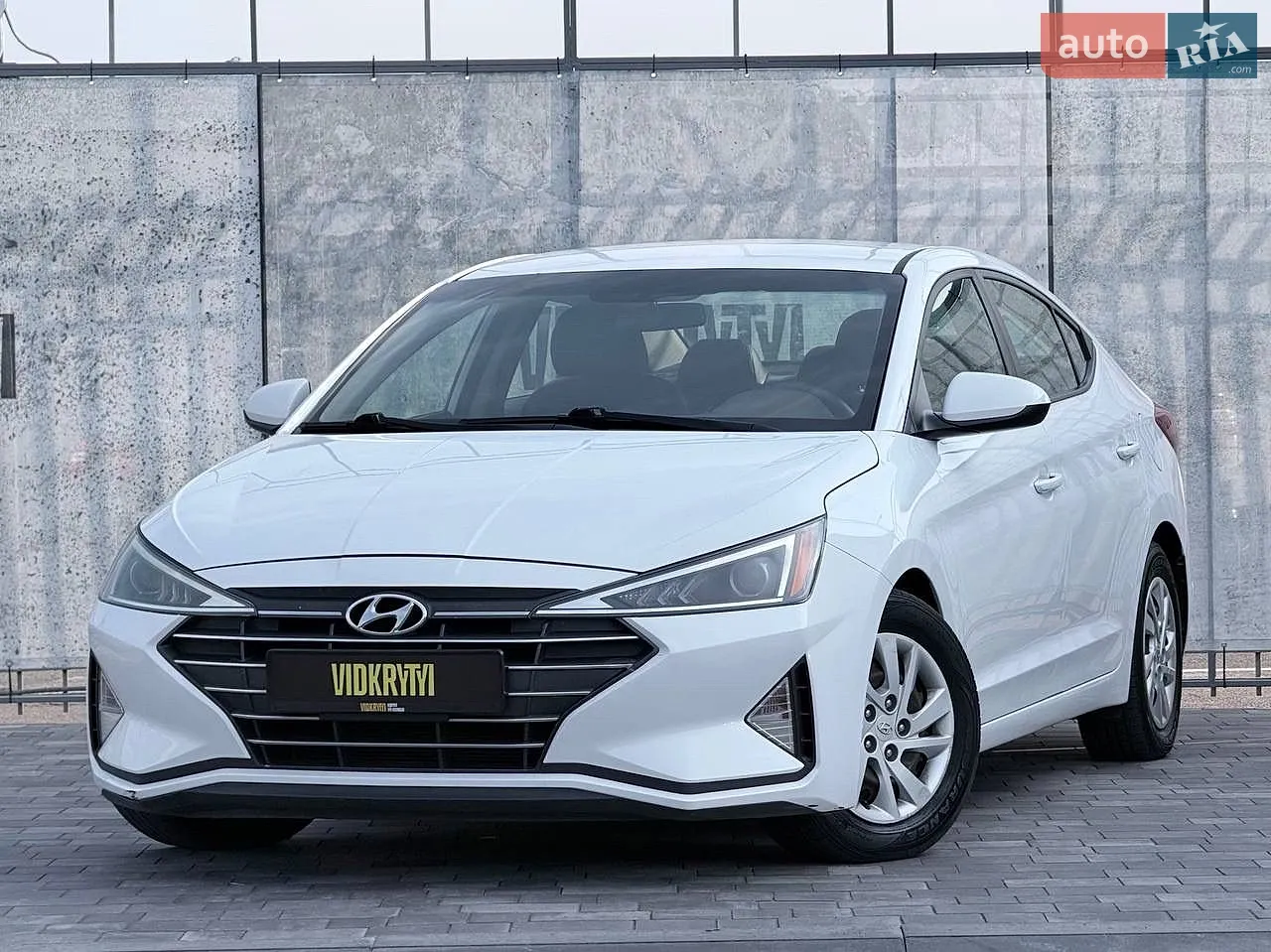 Hyundai Elantra, 2019