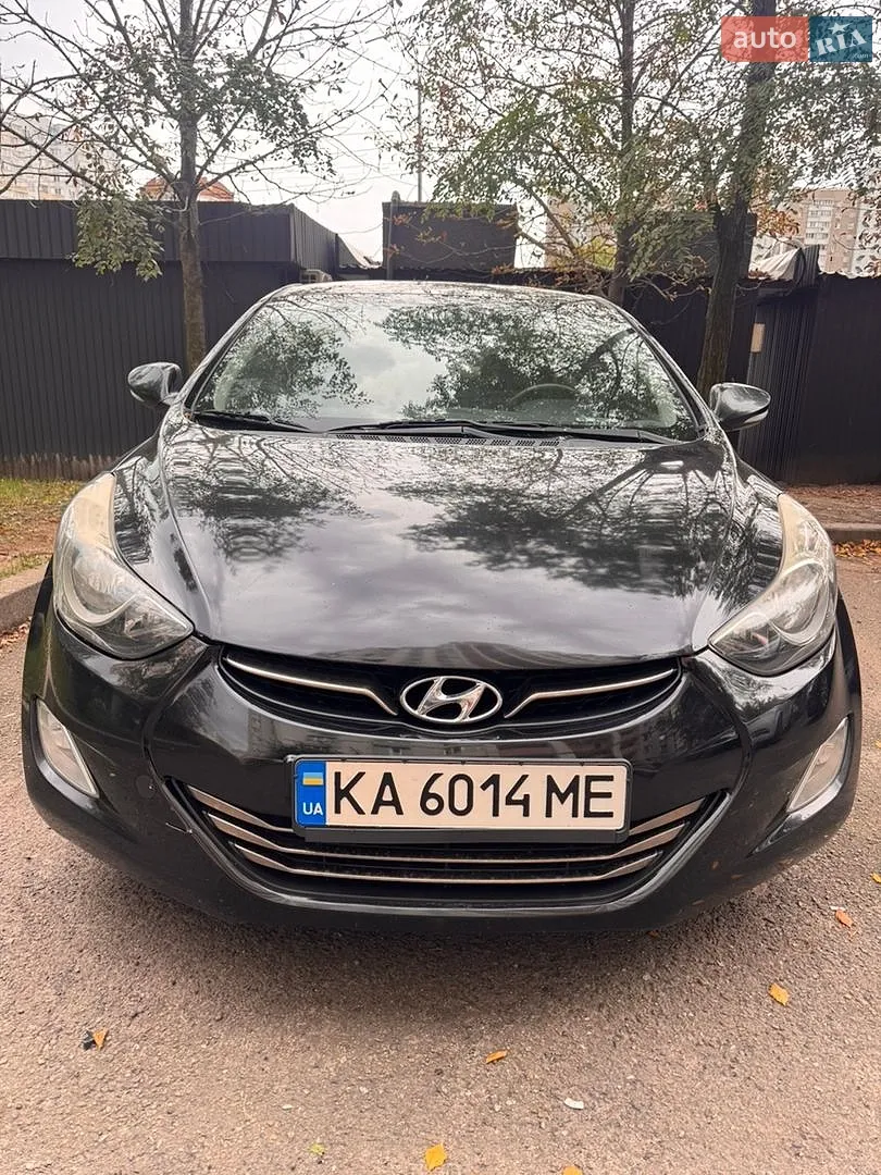 Hyundai Elantra, 2012