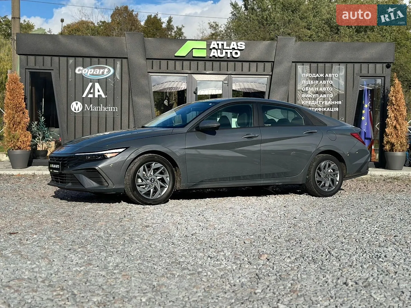 Hyundai Elantra, 2022