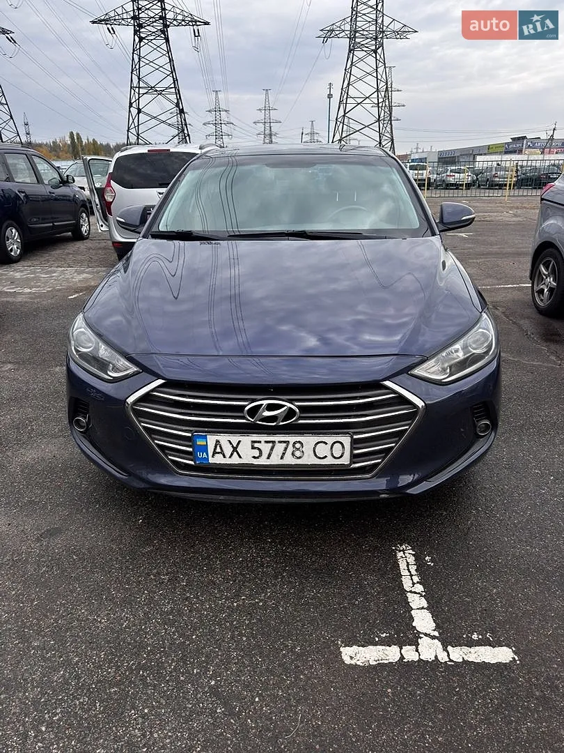 Hyundai Elantra, 2017