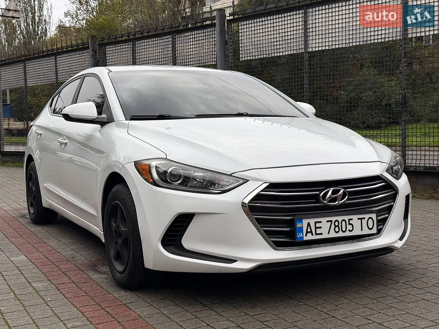 Hyundai Elantra, 2016
