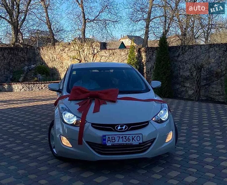 Hyundai Elantra, 2012