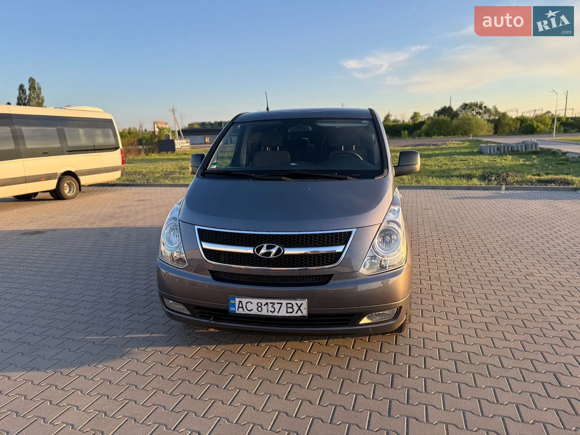 Hyundai H-1, 2011