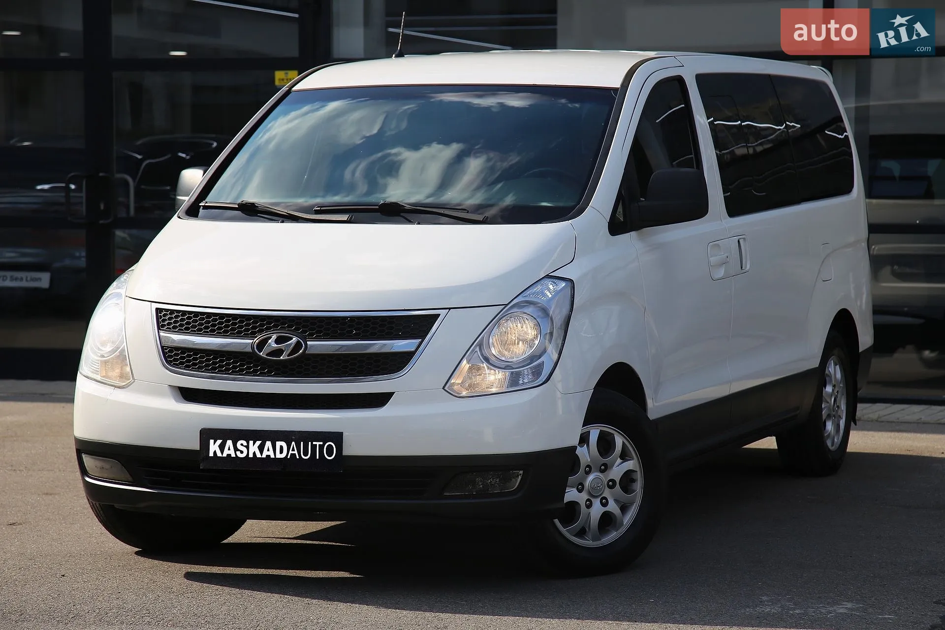 Hyundai H-1, 2012