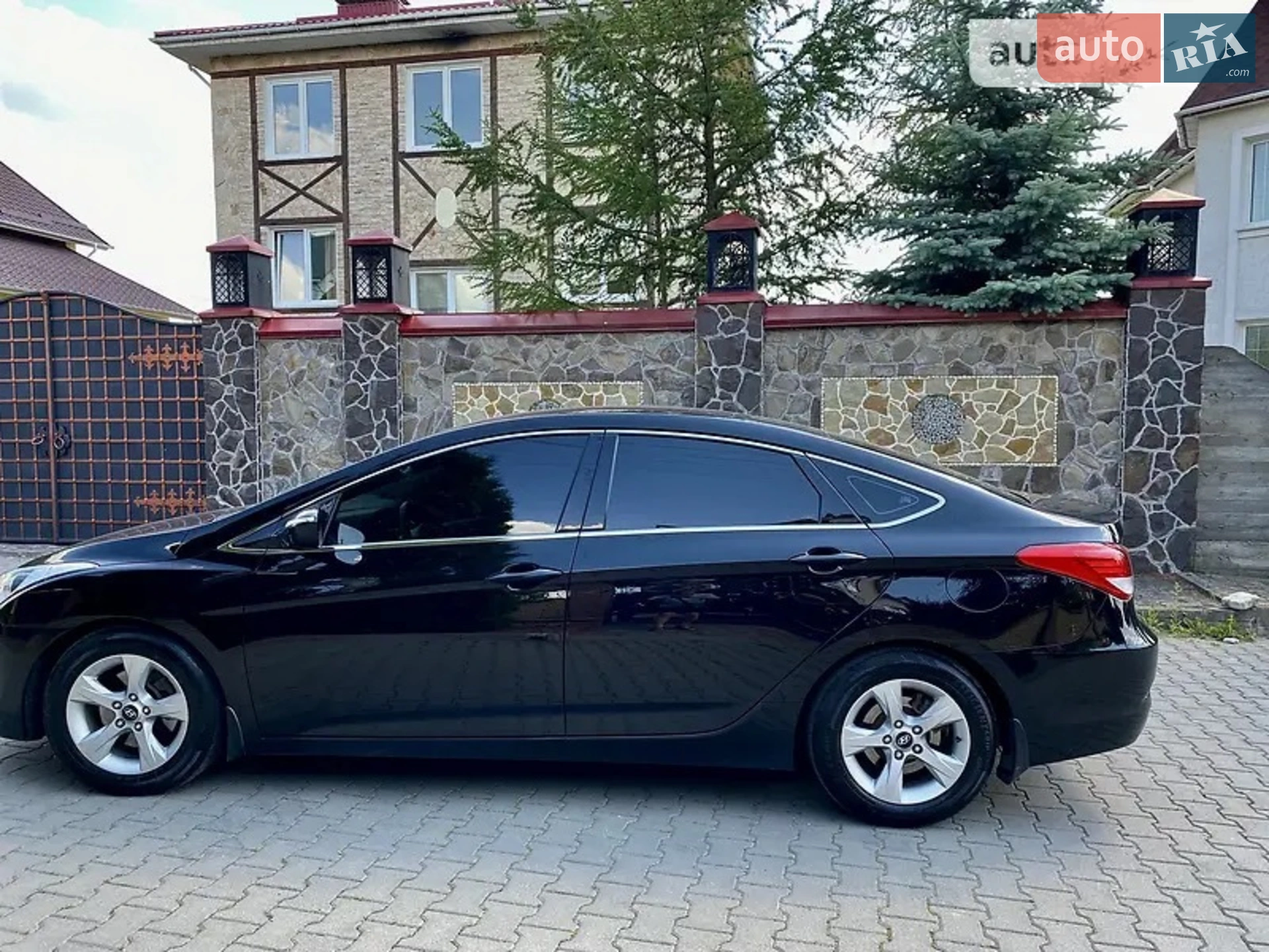 Hyundai i40, 2013