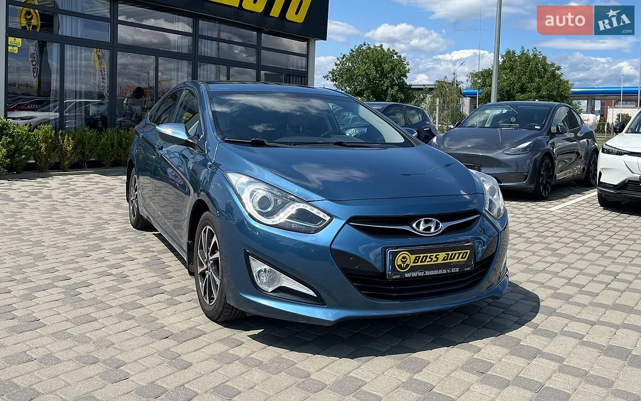 Hyundai i40, 2012