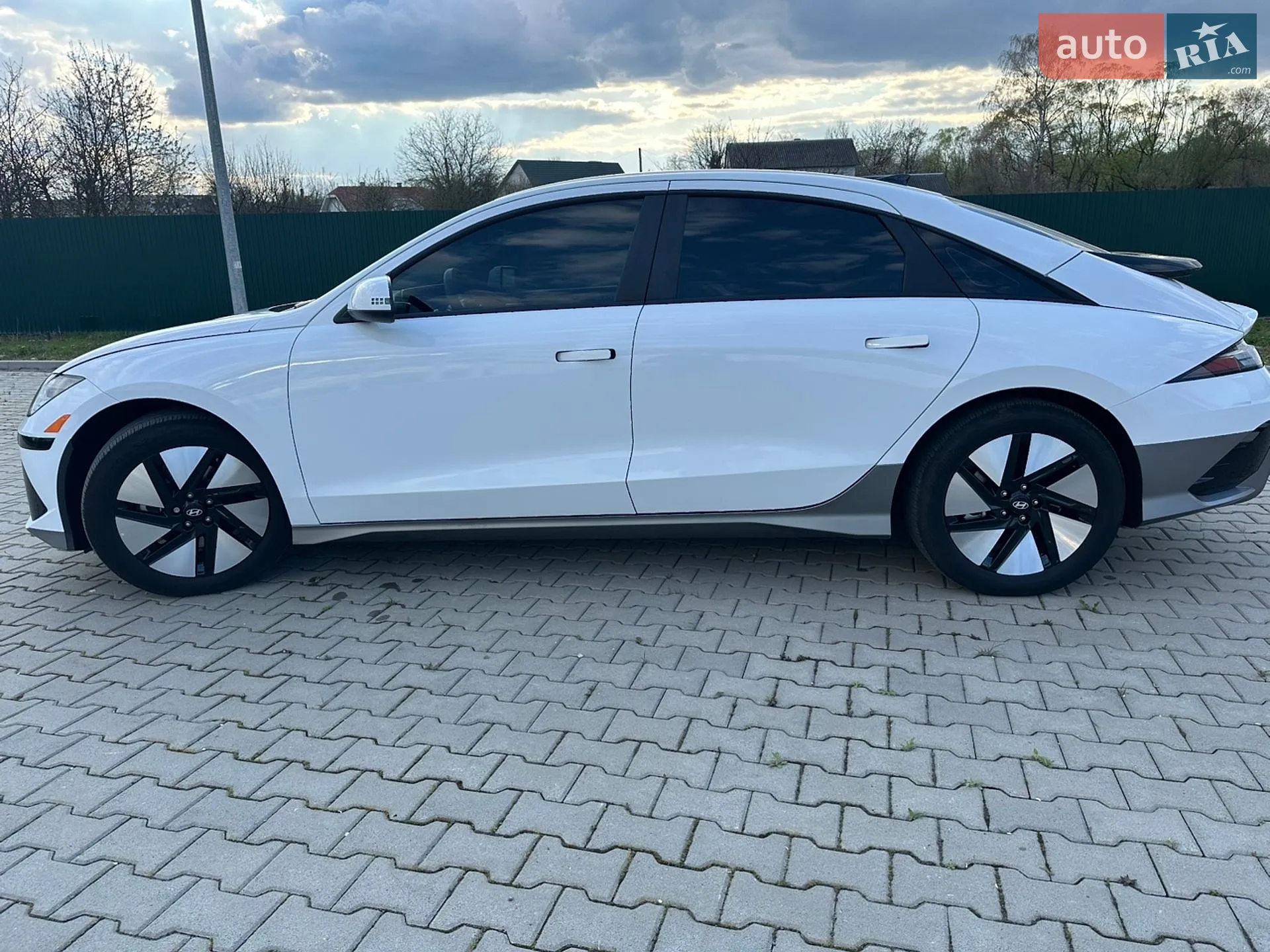 Hyundai Ioniq 6, 2024