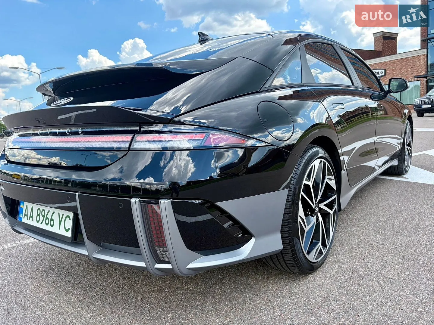 Hyundai Ioniq 6, 2023