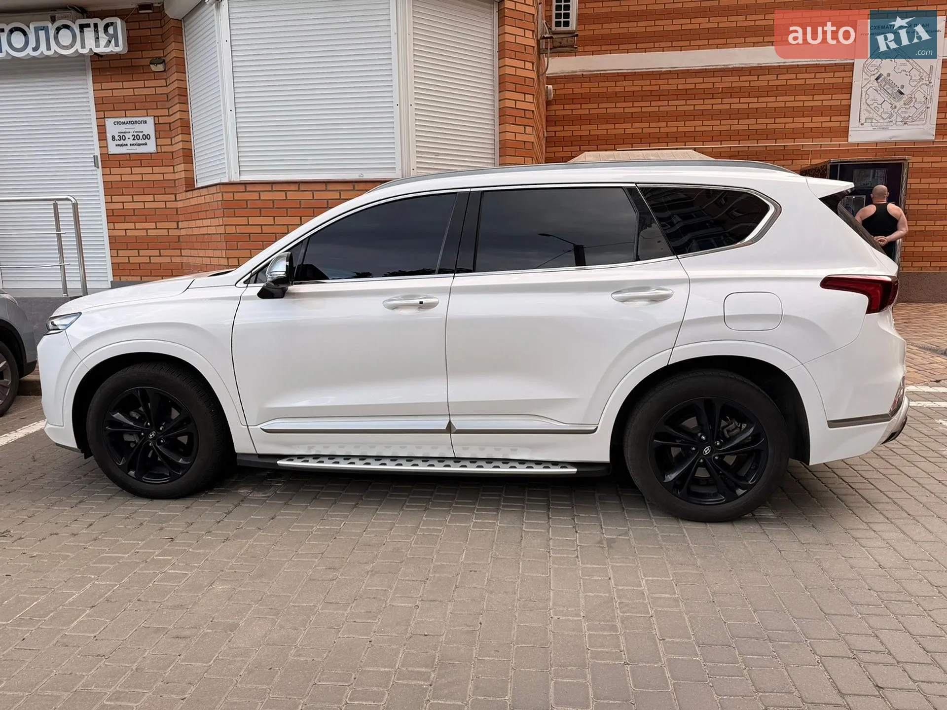 Hyundai Santa FE 2019 — 1