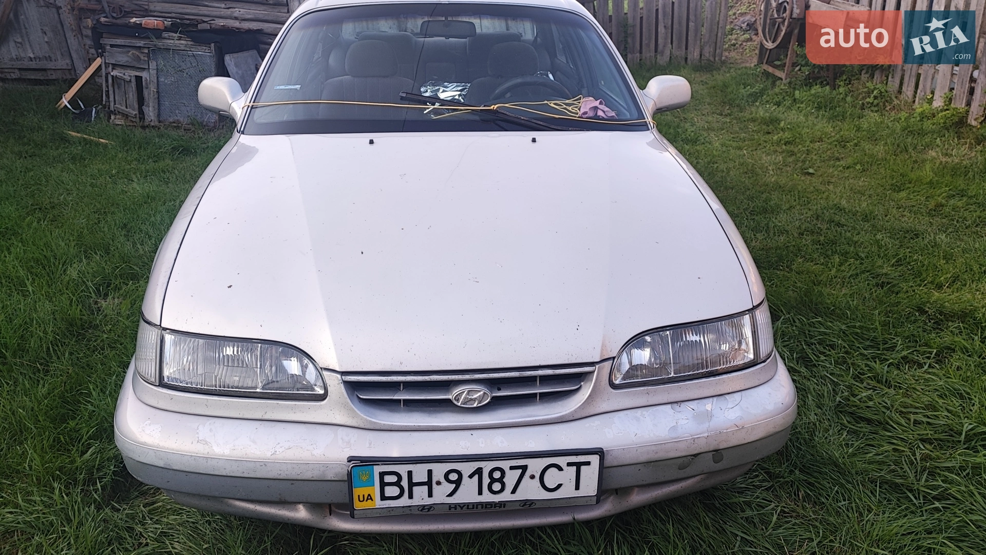 Hyundai Sonata, 1992