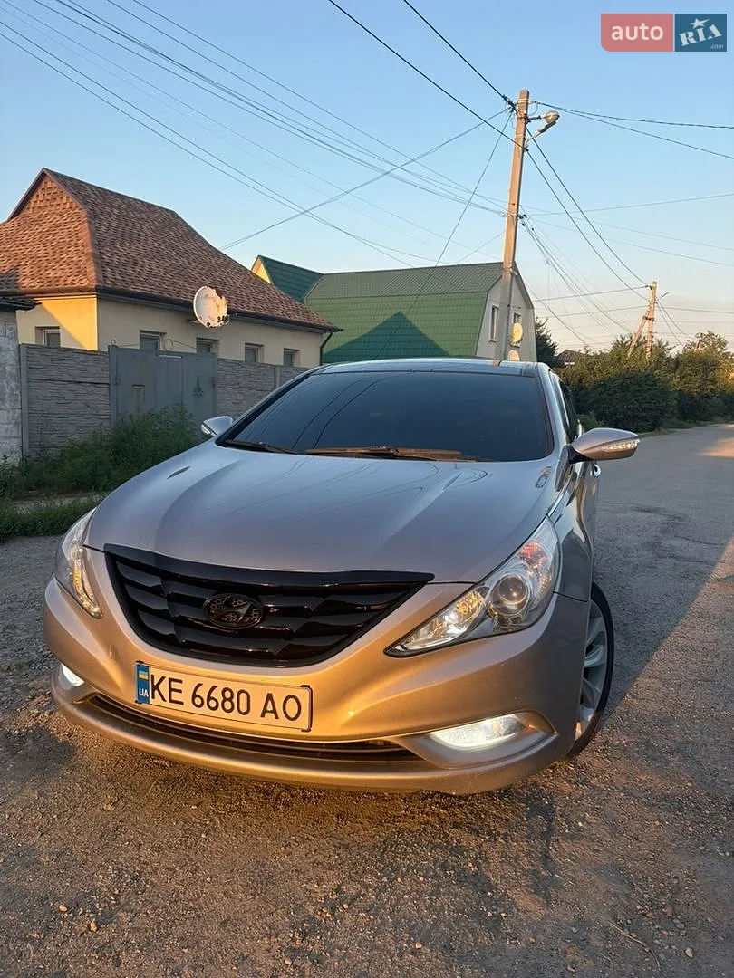 Hyundai Sonata, 2010
