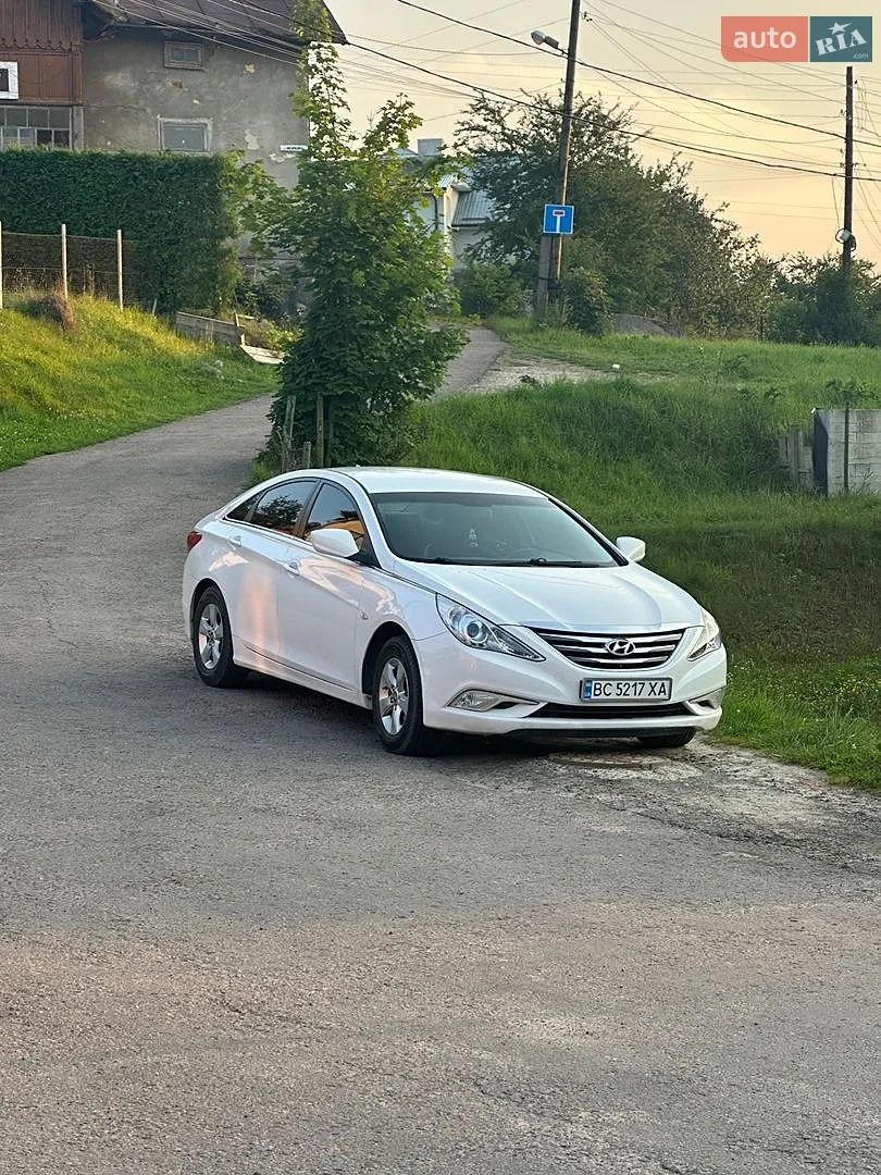 Hyundai Sonata, 2013