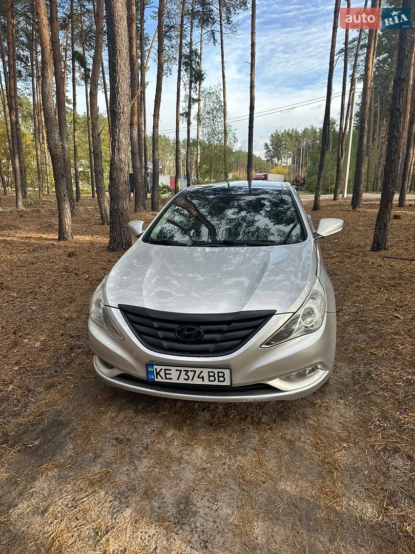 Hyundai Sonata, 2010