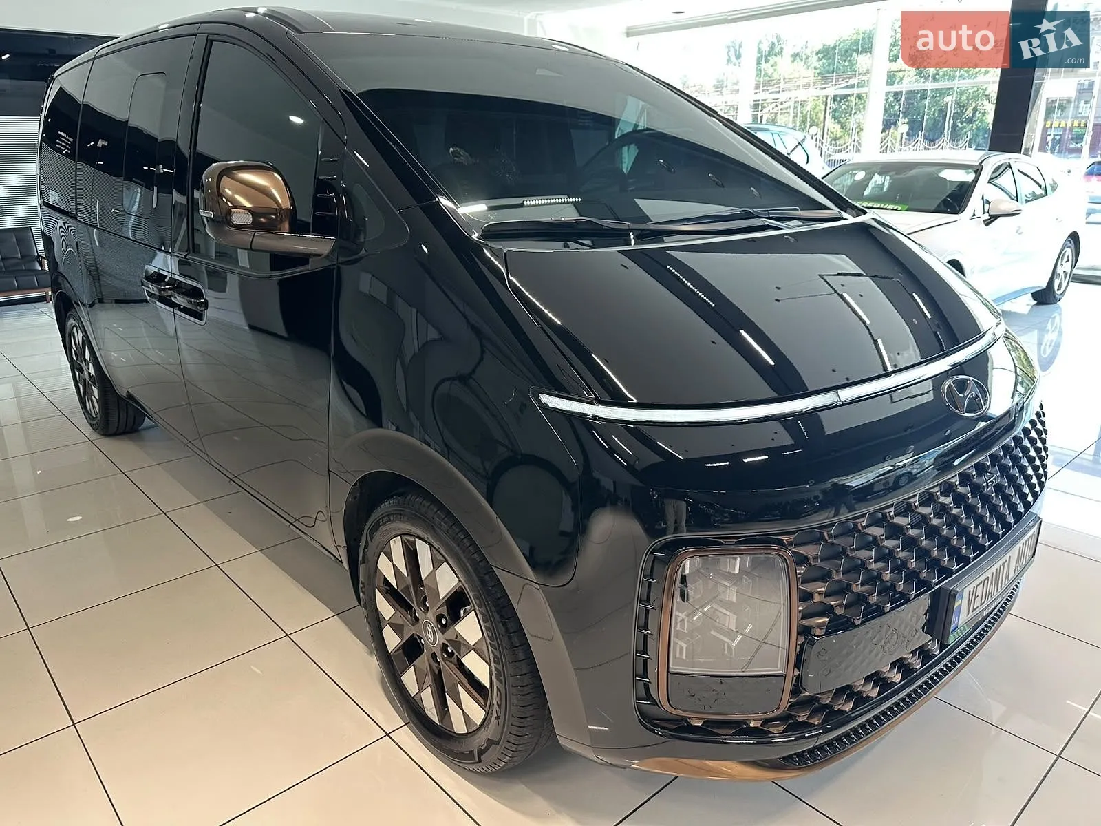 Hyundai Staria, 2024