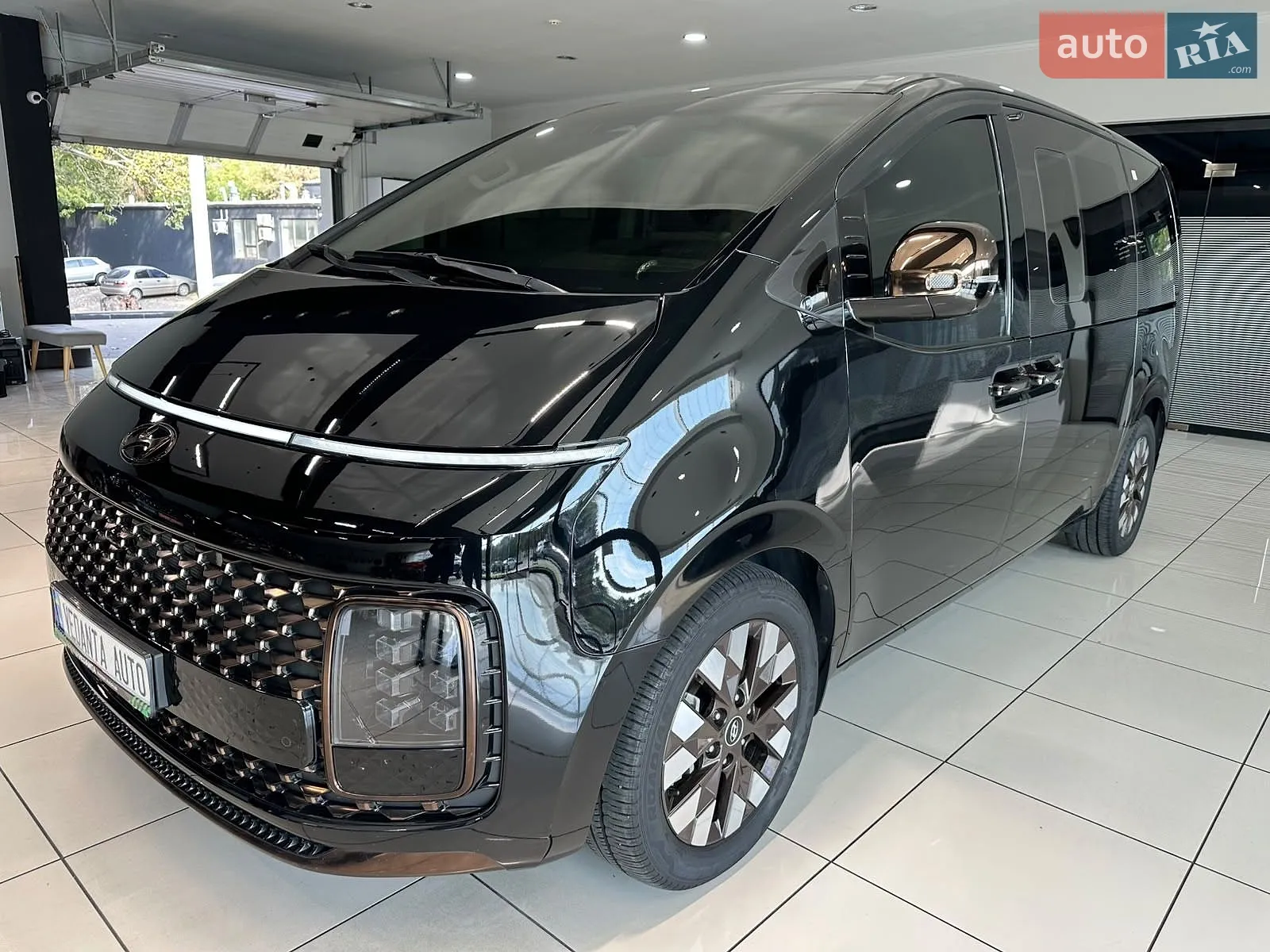 Hyundai Staria, 2021