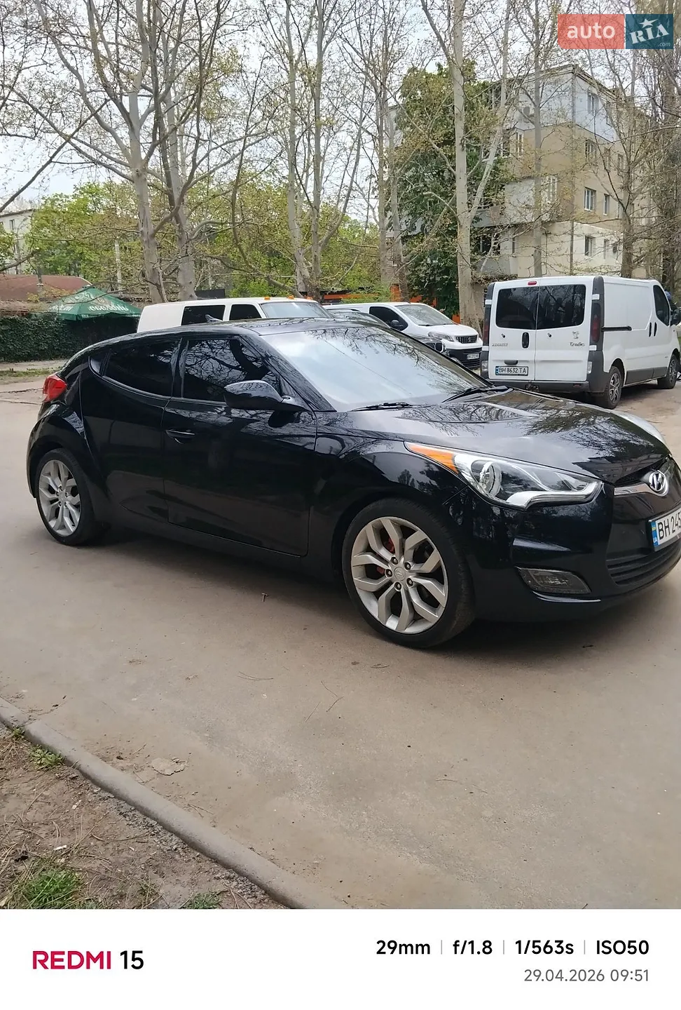 Hyundai Veloster, 2011