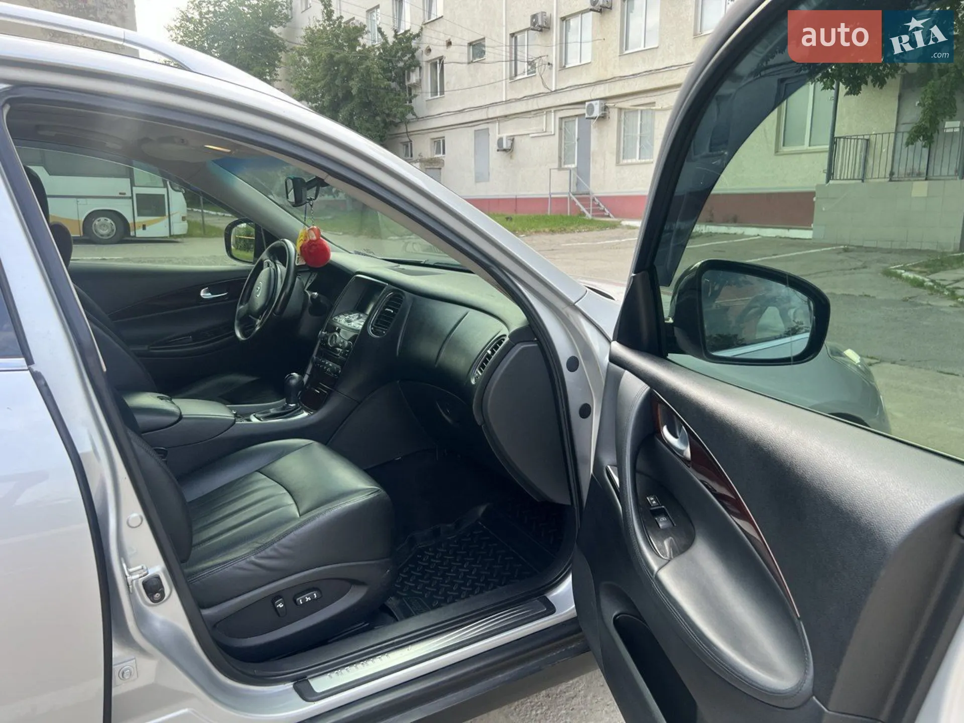 Infiniti EX 37, 2009