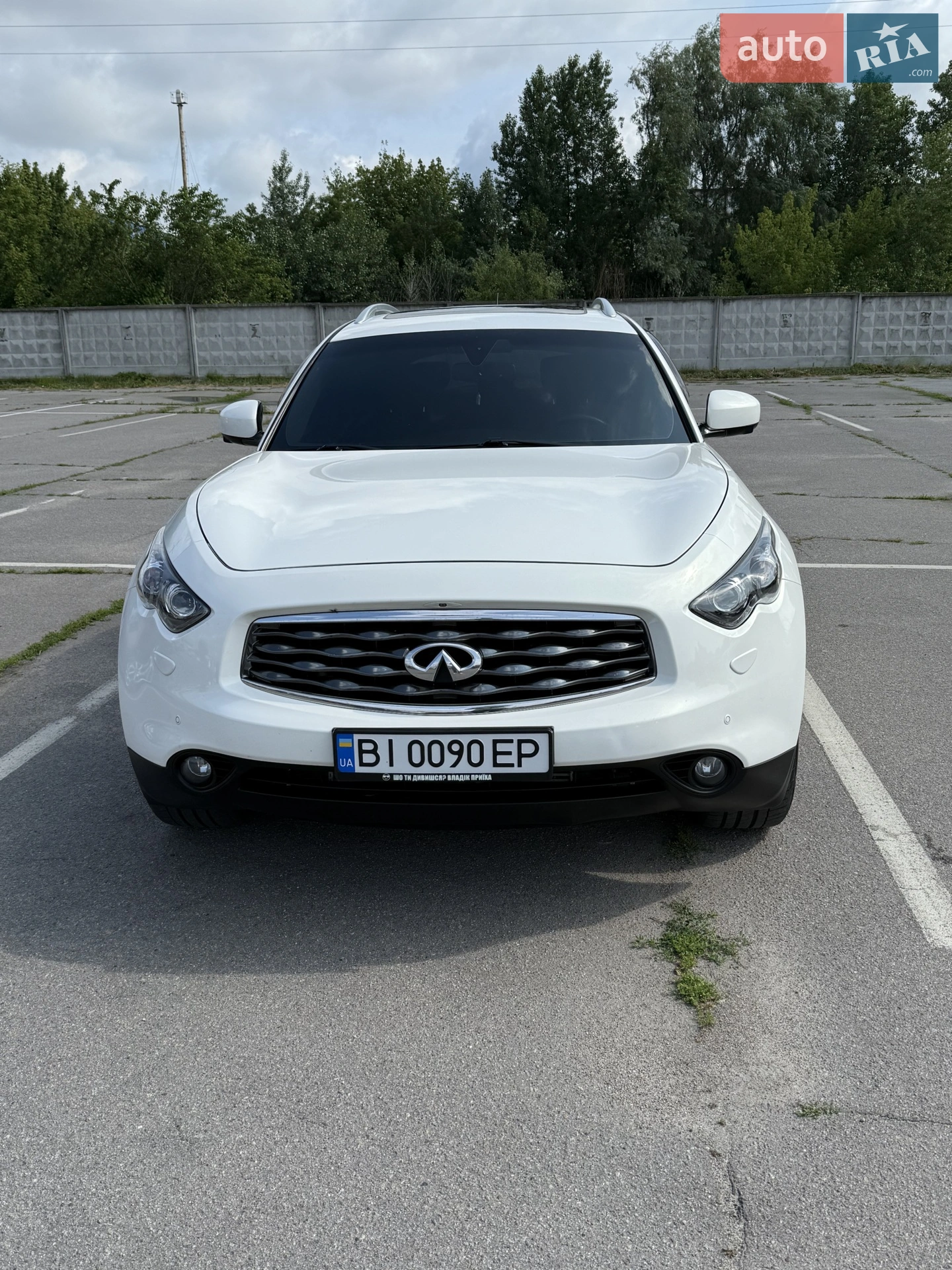 Infiniti FX 30, 2011