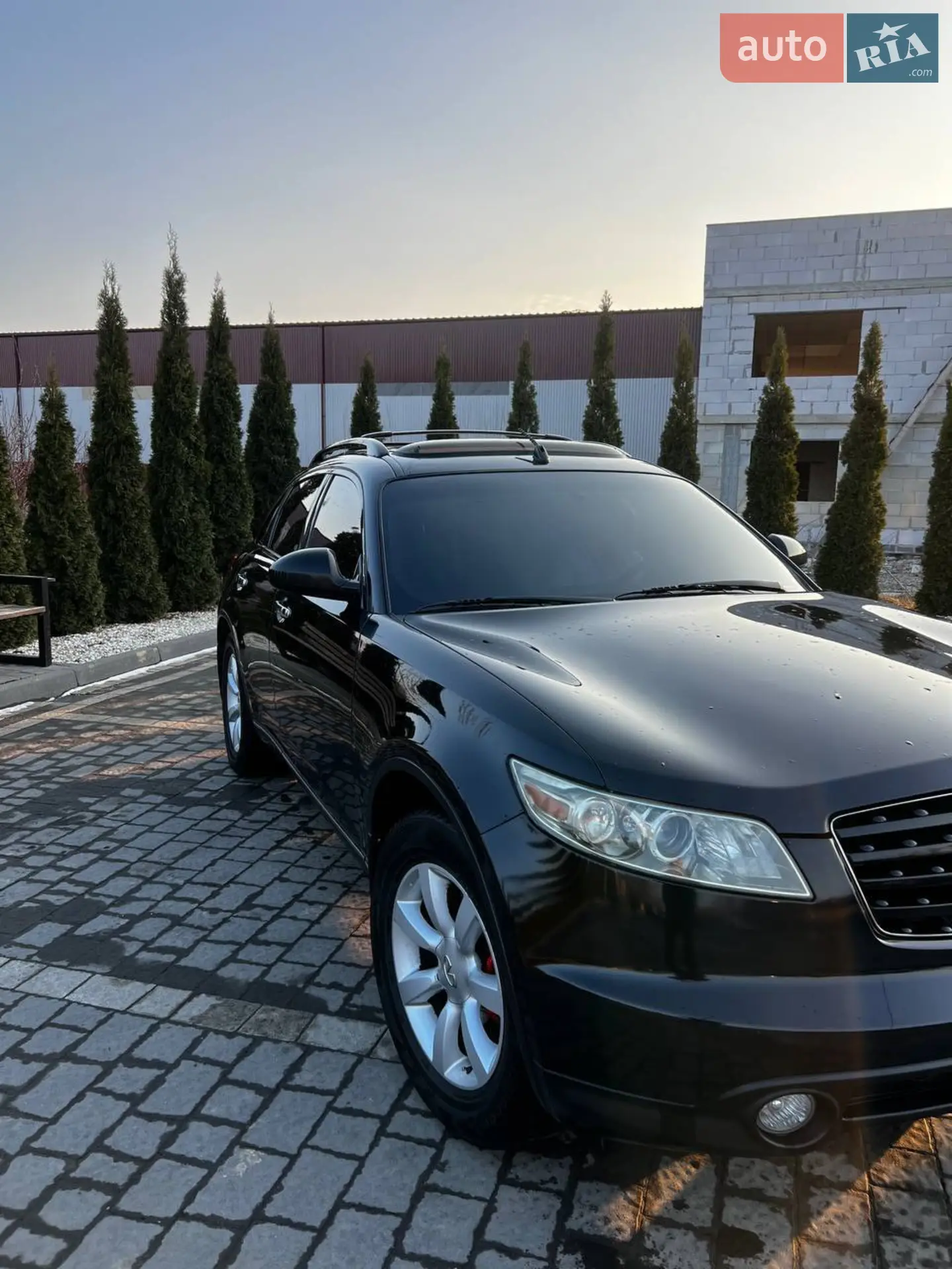 Infiniti FX 35, 2004