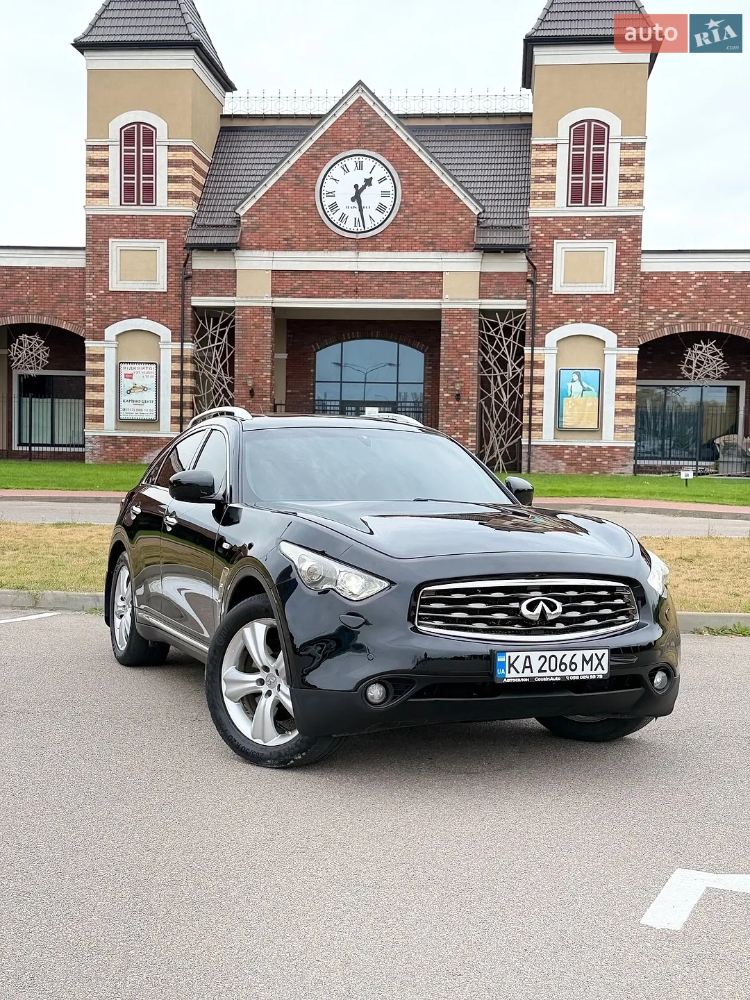 Infiniti FX 37, 2010