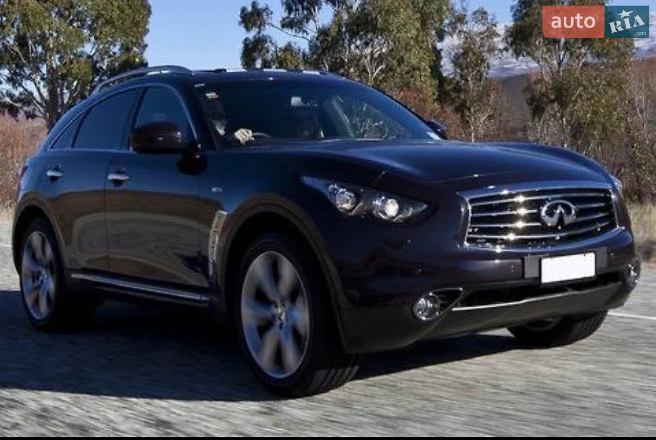 Infiniti FX 37, 2012