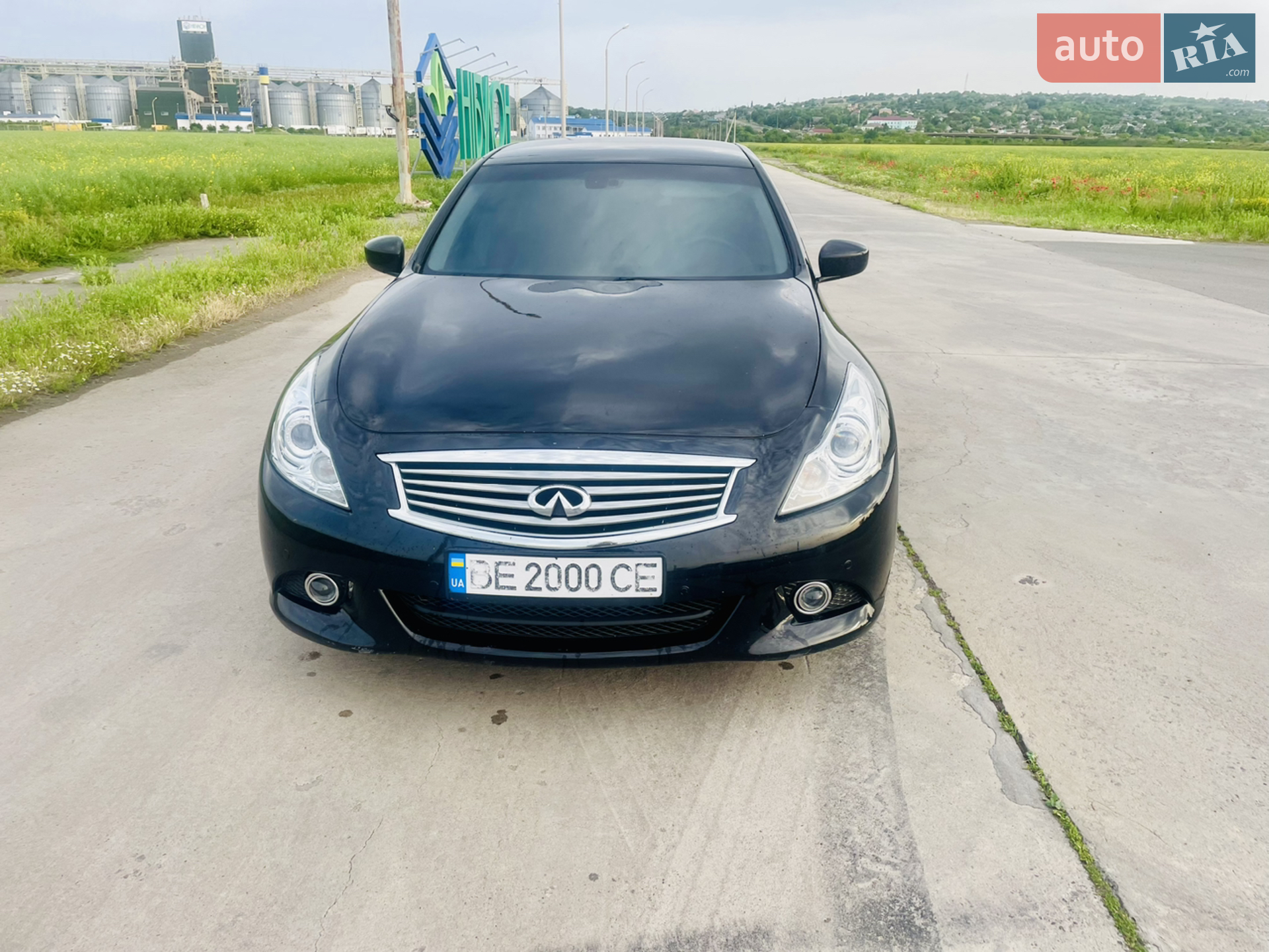 Infiniti G25, 2012