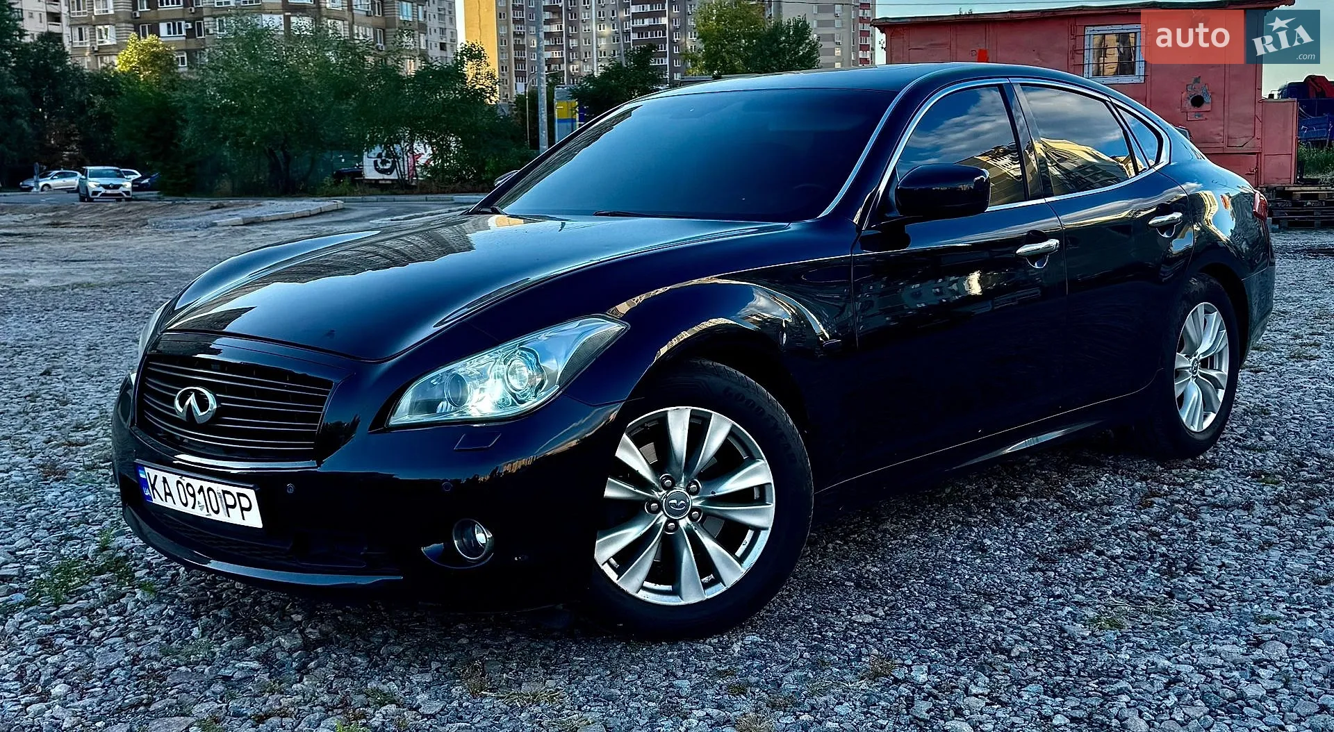 Infiniti M37, 2012