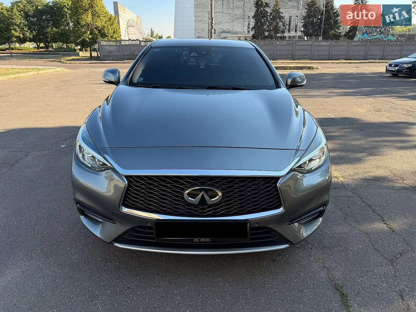 Infiniti Q30, 2016