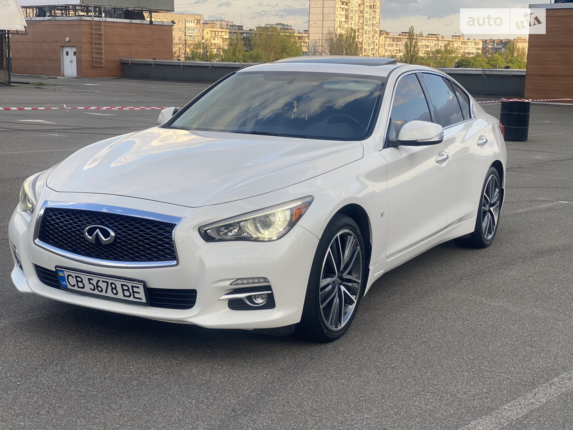Infiniti Q50, 2015