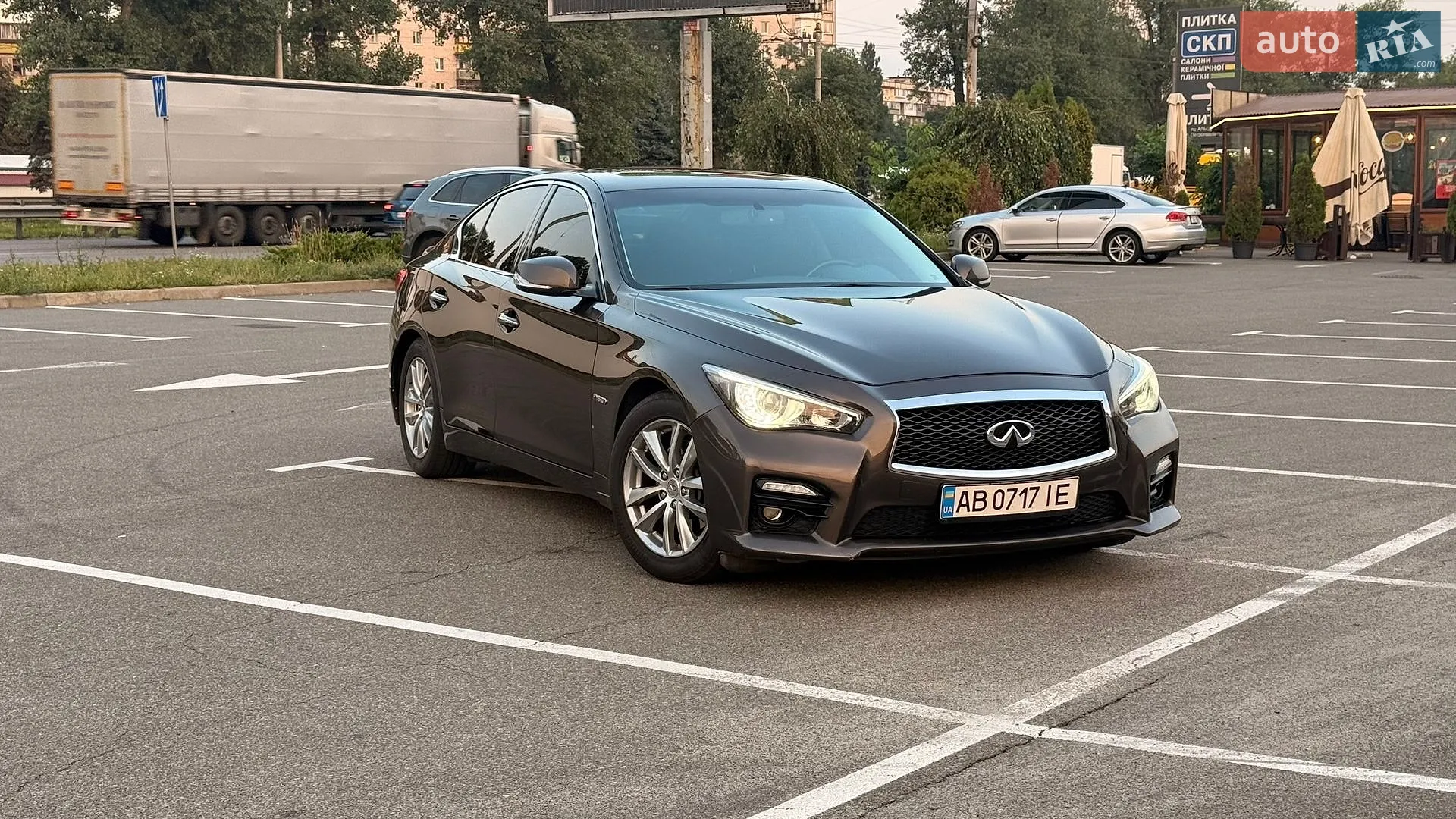 Infiniti Q50, 2013