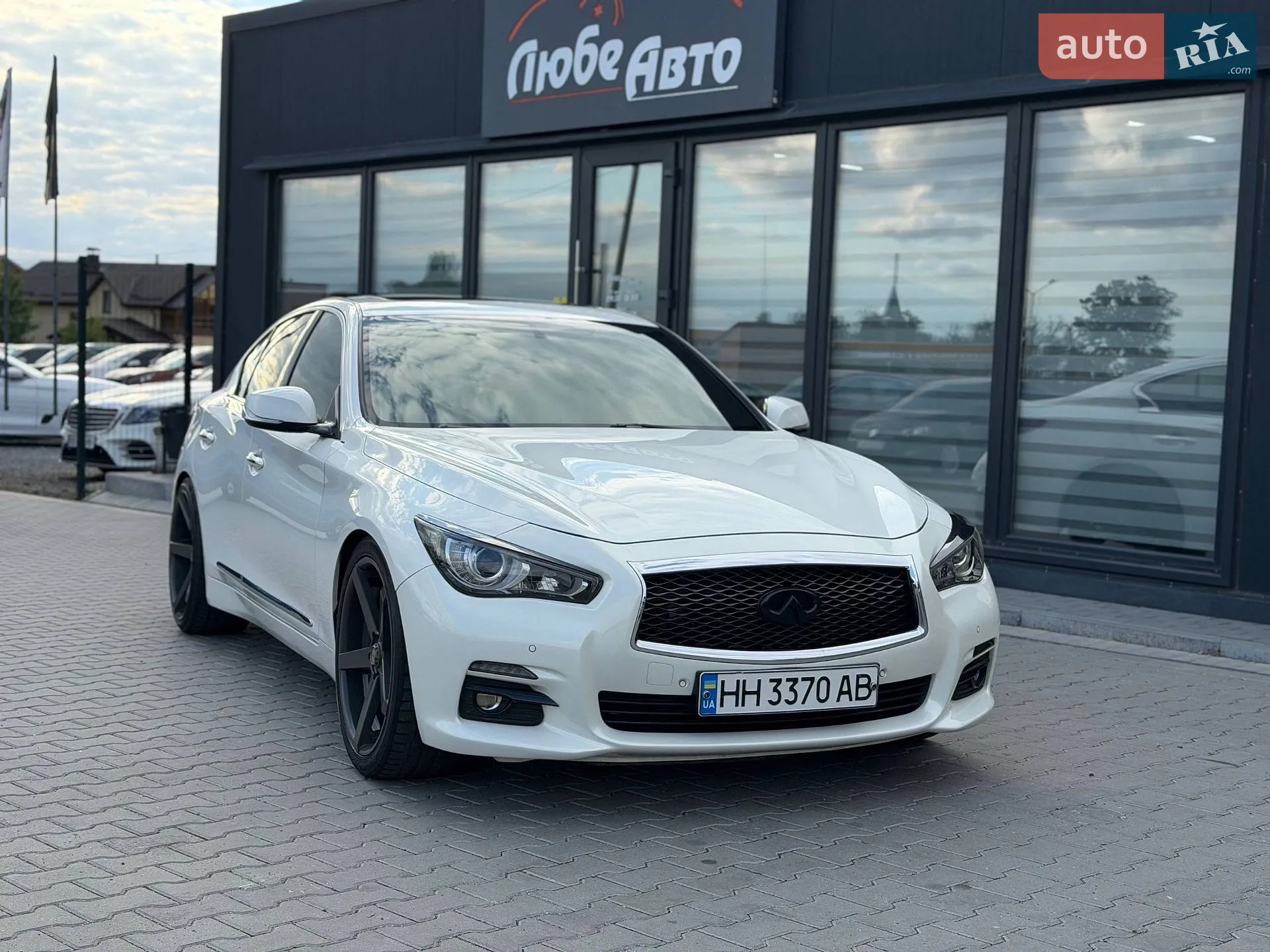 Infiniti Q50, 2015