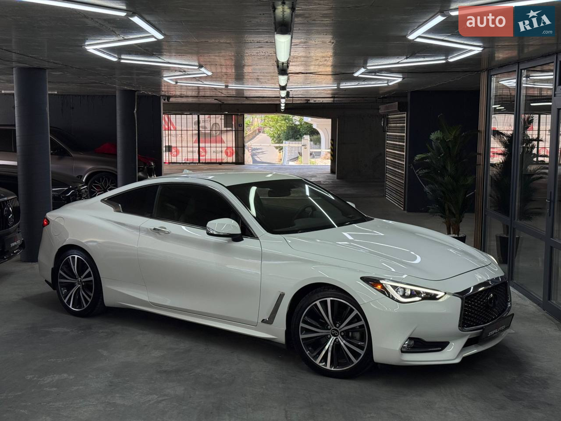 Infiniti Q60, 2021