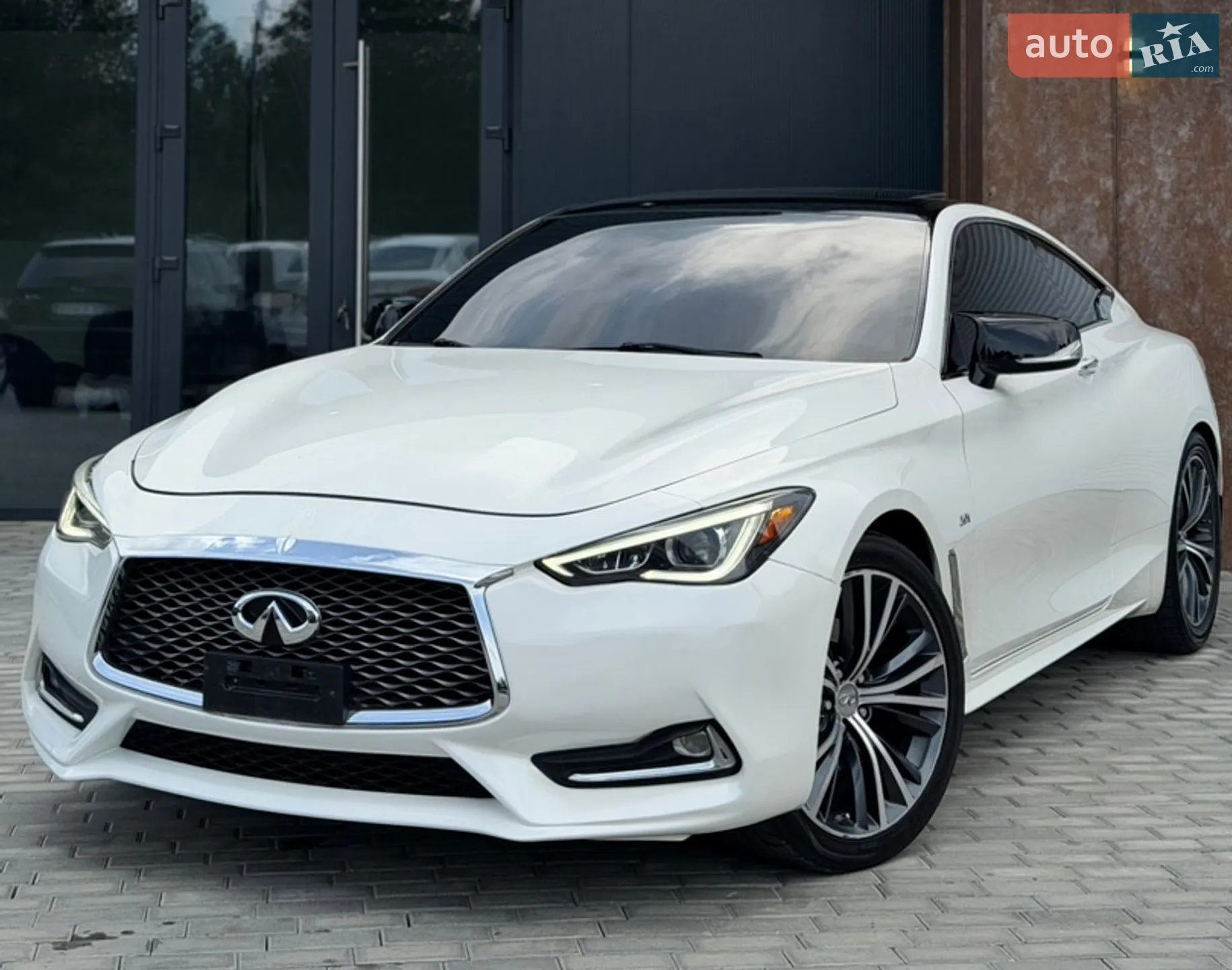 Infiniti Q60, 2017