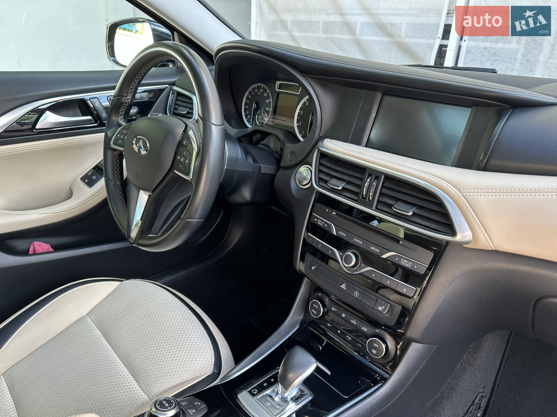 Infiniti QX30, 2018