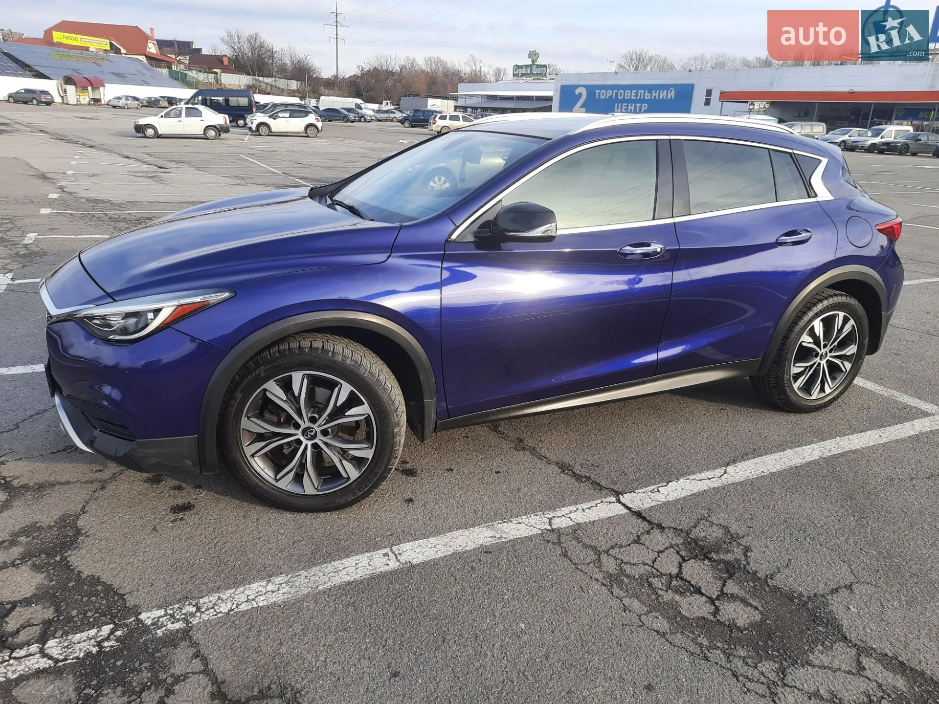 Infiniti QX30, 2018