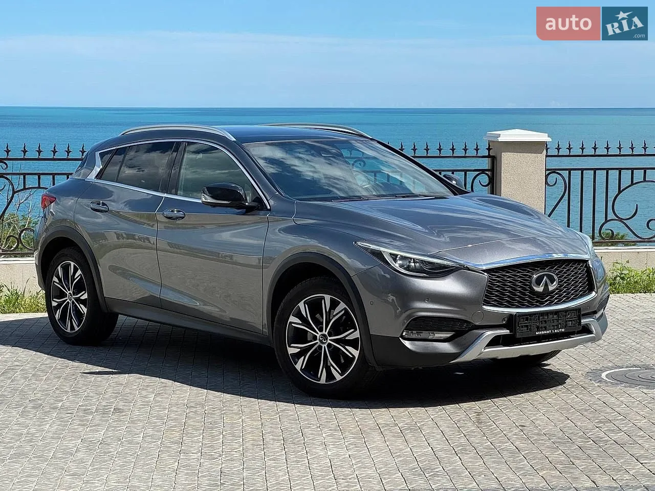 Infiniti QX30, 2018