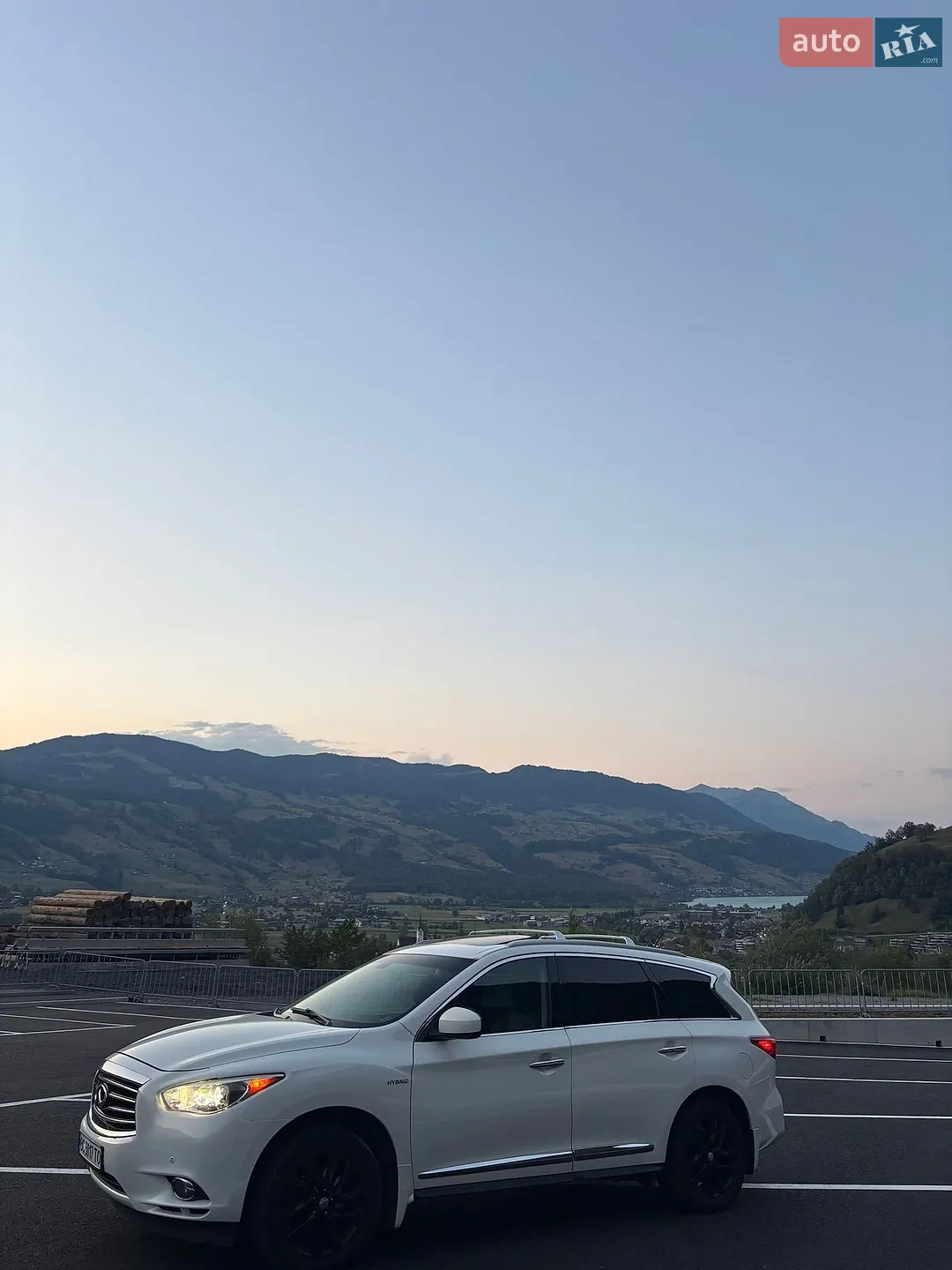 Infiniti QX60, 2013
