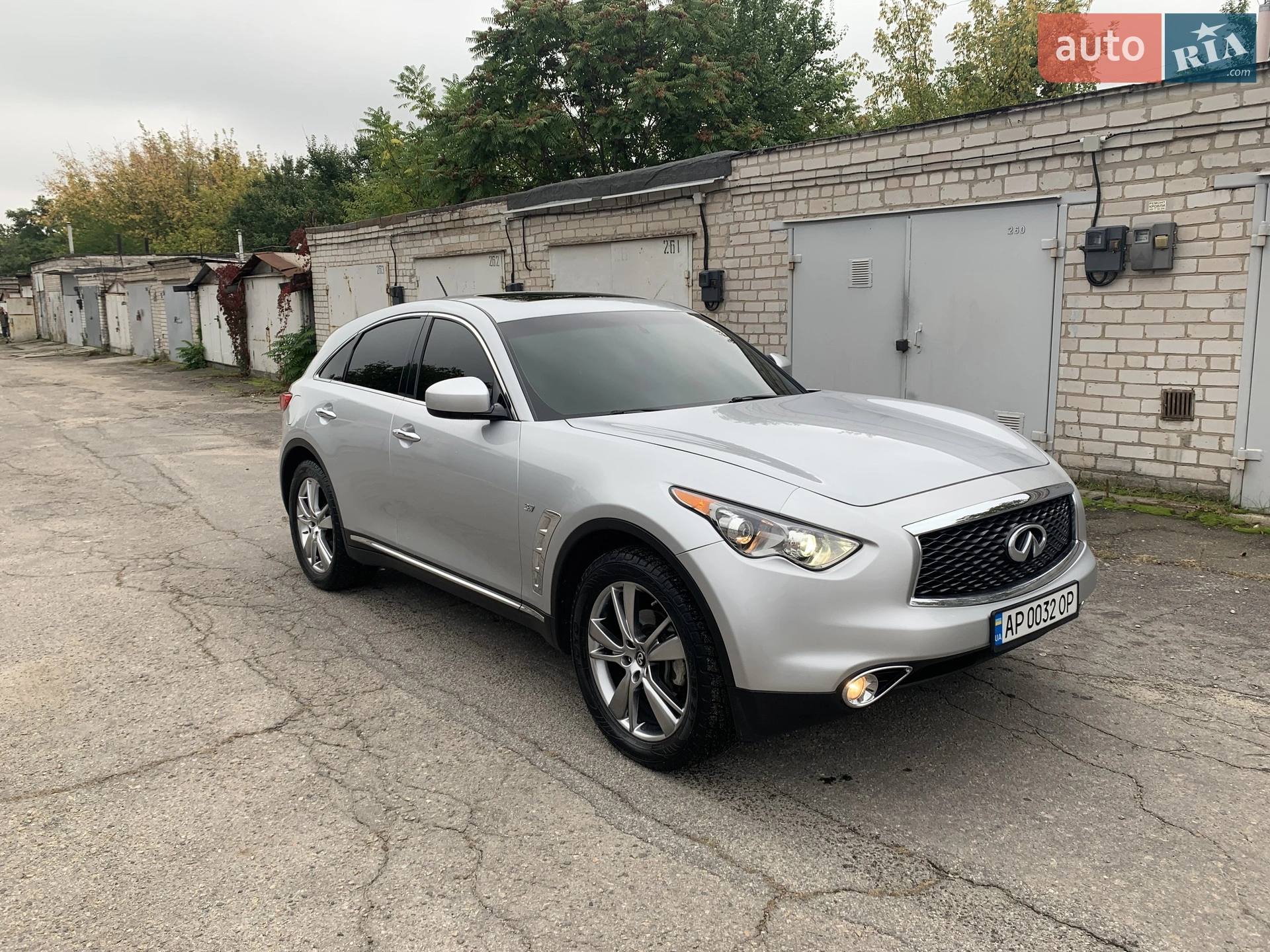 Infiniti QX70, 2017