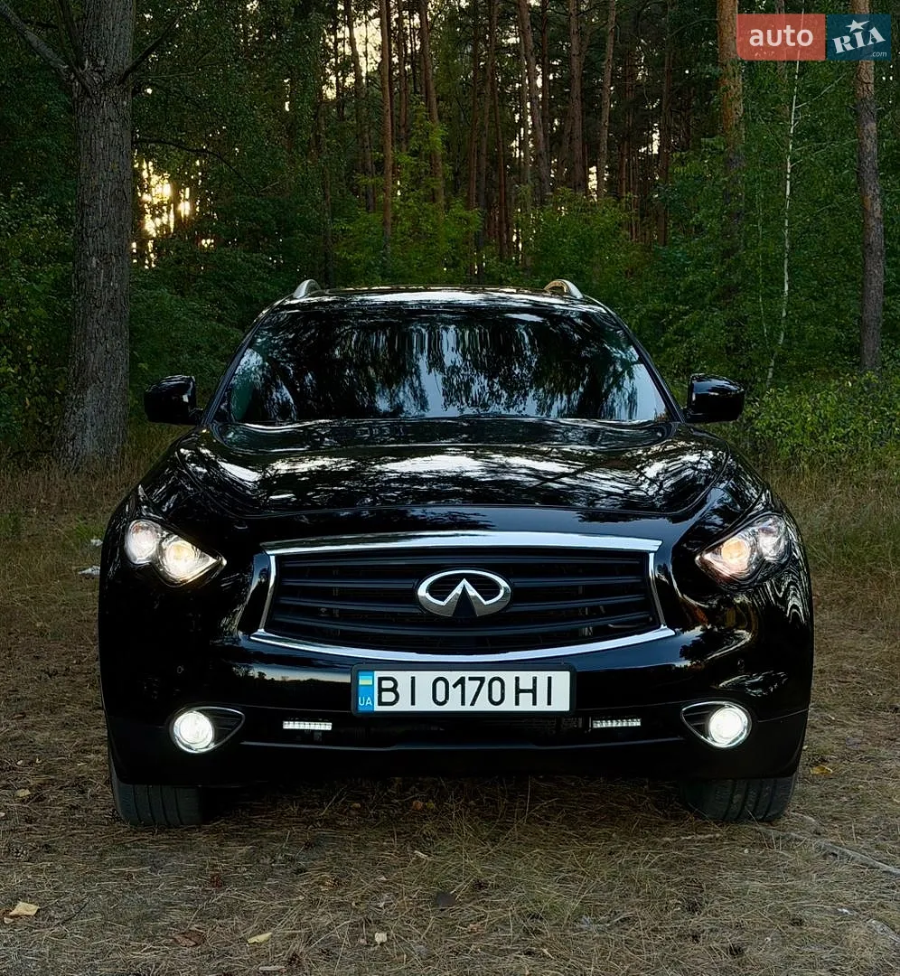 Infiniti QX70, 2013