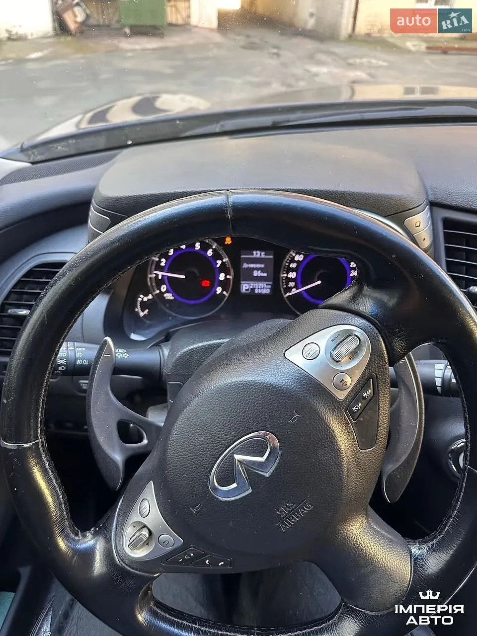 Infiniti QX70, 2014