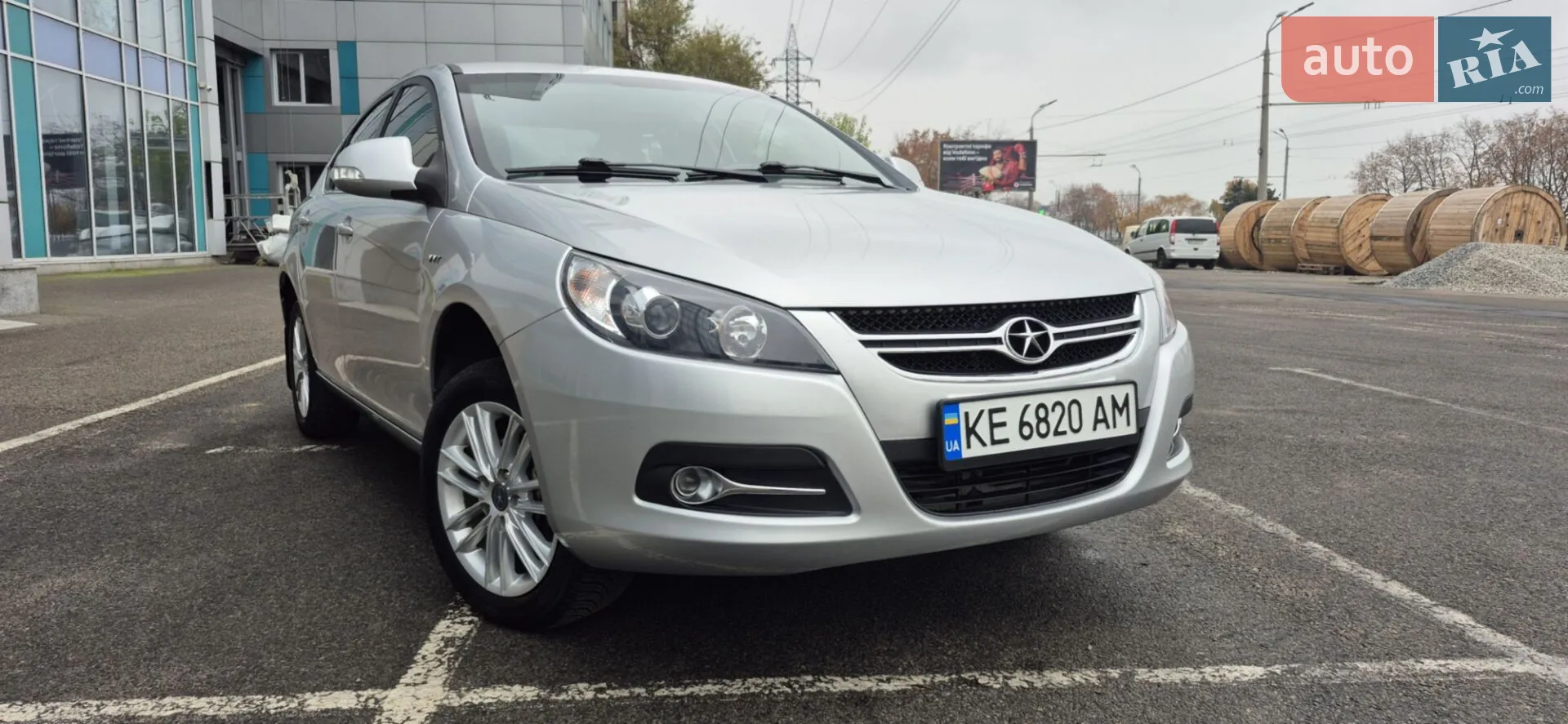 JAC J5, 2014