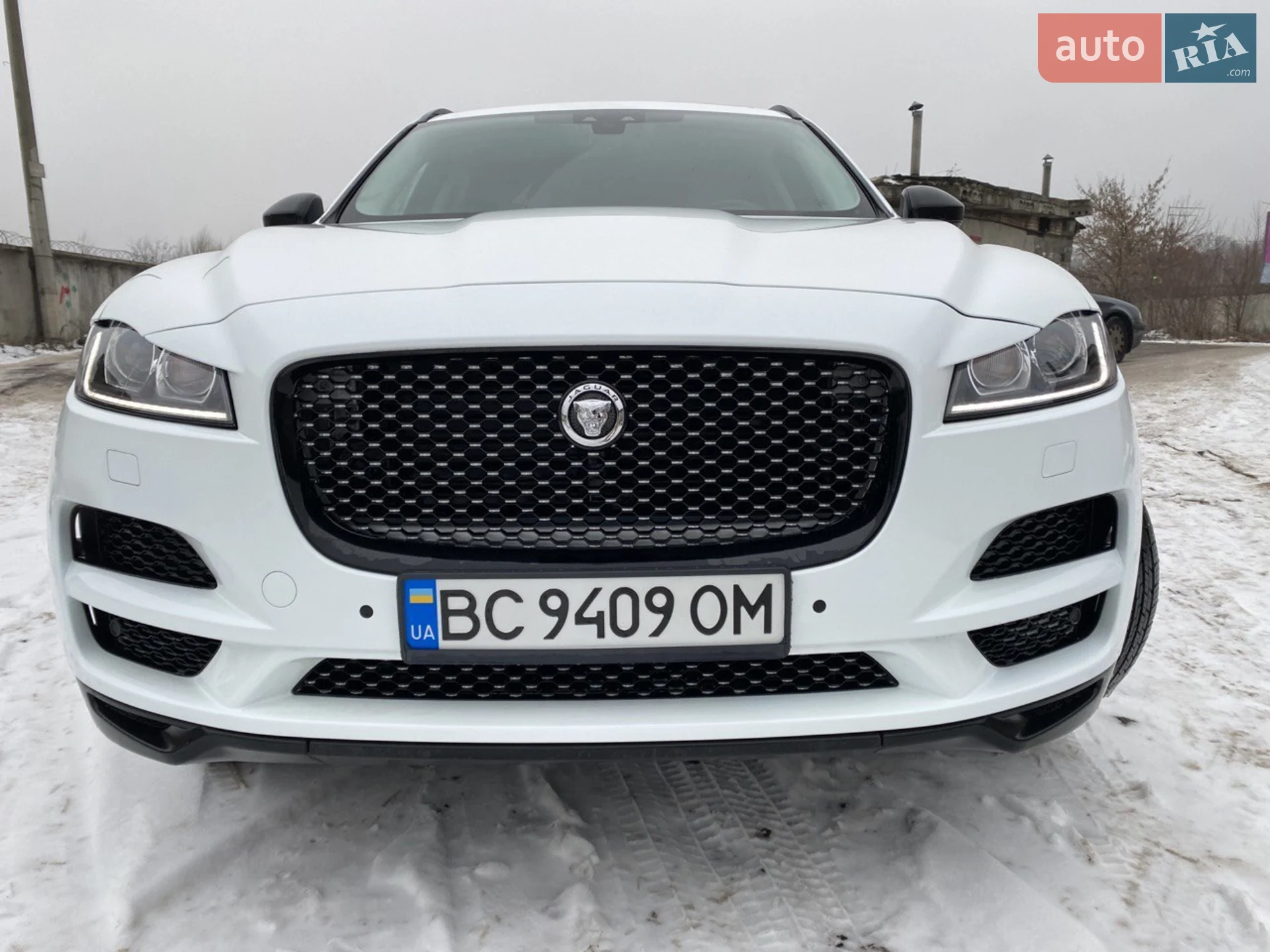 Jaguar F-Pace, 2016