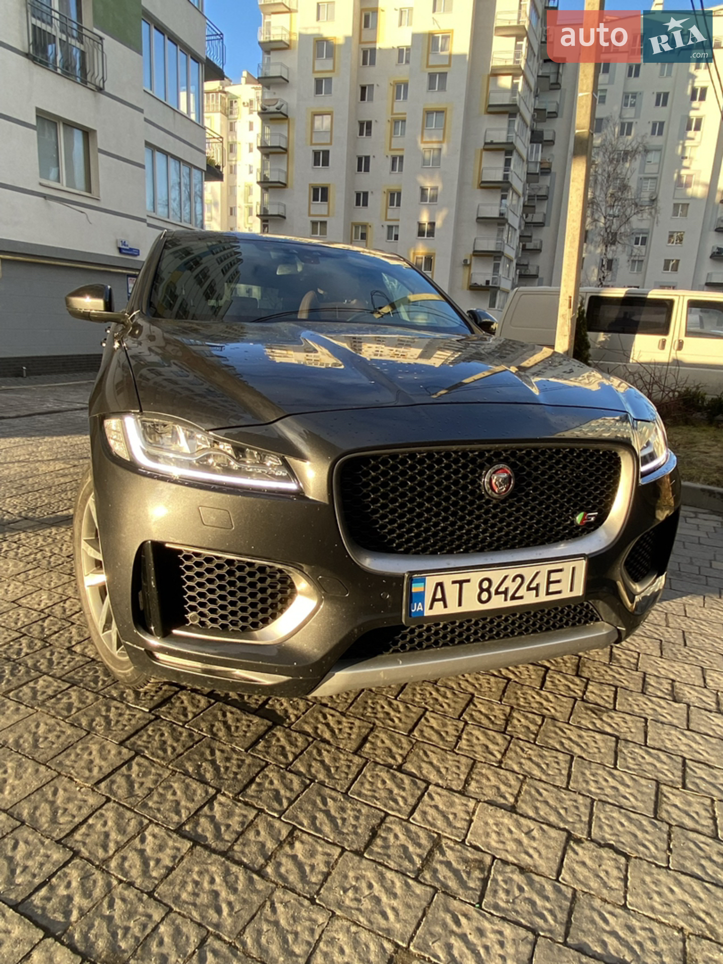 Jaguar F-Pace, 2017