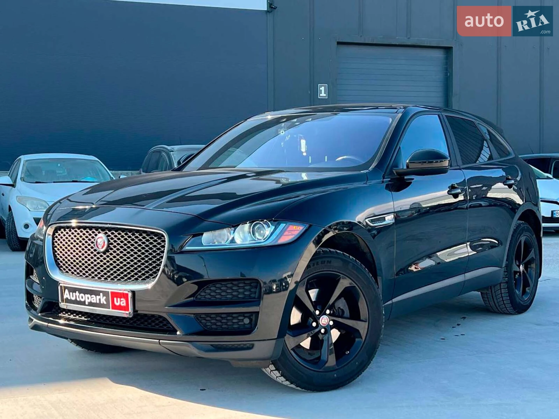 Jaguar F-Pace, 2016
