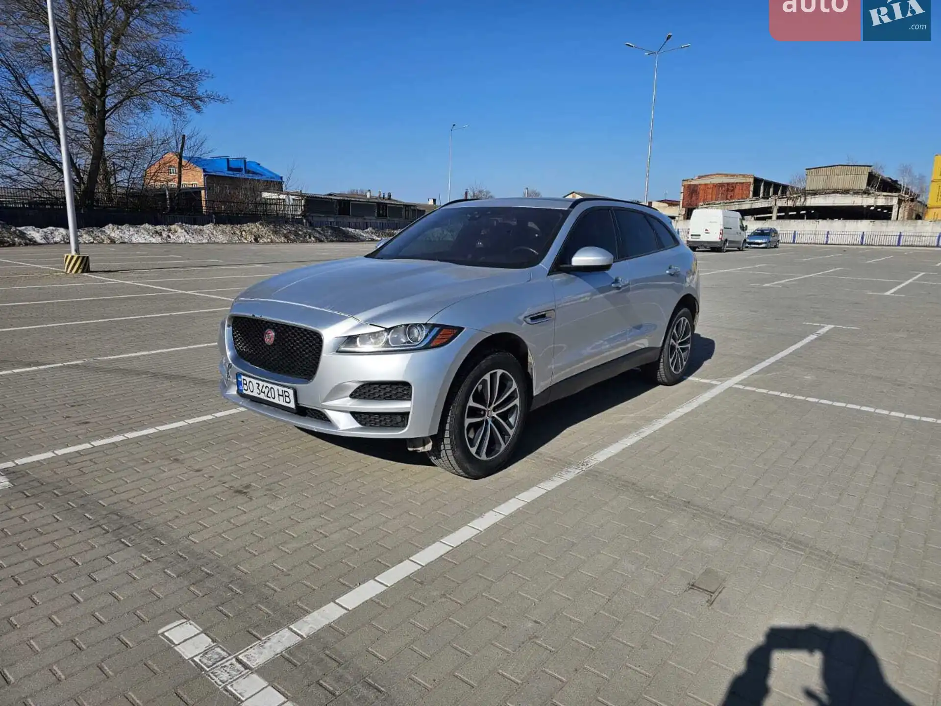 Jaguar F-Pace, 2016