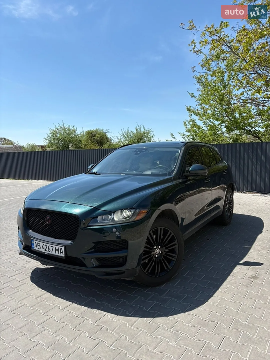 Jaguar F-Pace, 2017